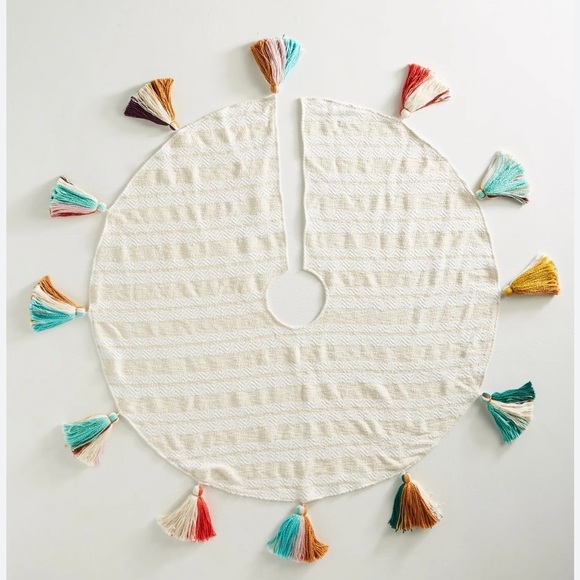 Anthropologie Other - ANTHROPOLOGIE Treasured Tassels Tree
Skirt